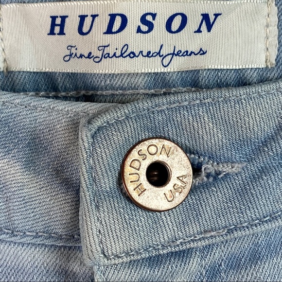 Hudson Fine Tailored Jeans Light Wash 30 Flap Back - Picture 3 of 5